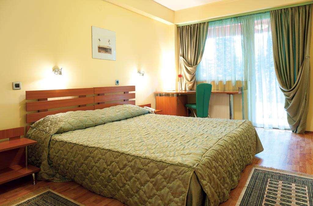 Leonardo Hotel Skopie Habitación foto